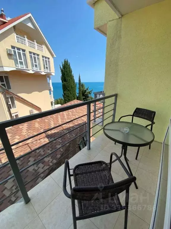 Комната Крым, Алушта муниципальный округ, с. Лазурное ул. Слуцкого, 36 - Фото 1