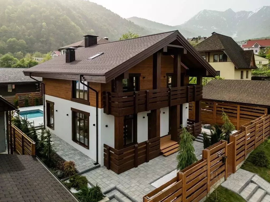 Дом в Краснодарский край, Сочи Красная Поляна пгт, ул. Заповедная, ... - Фото 1