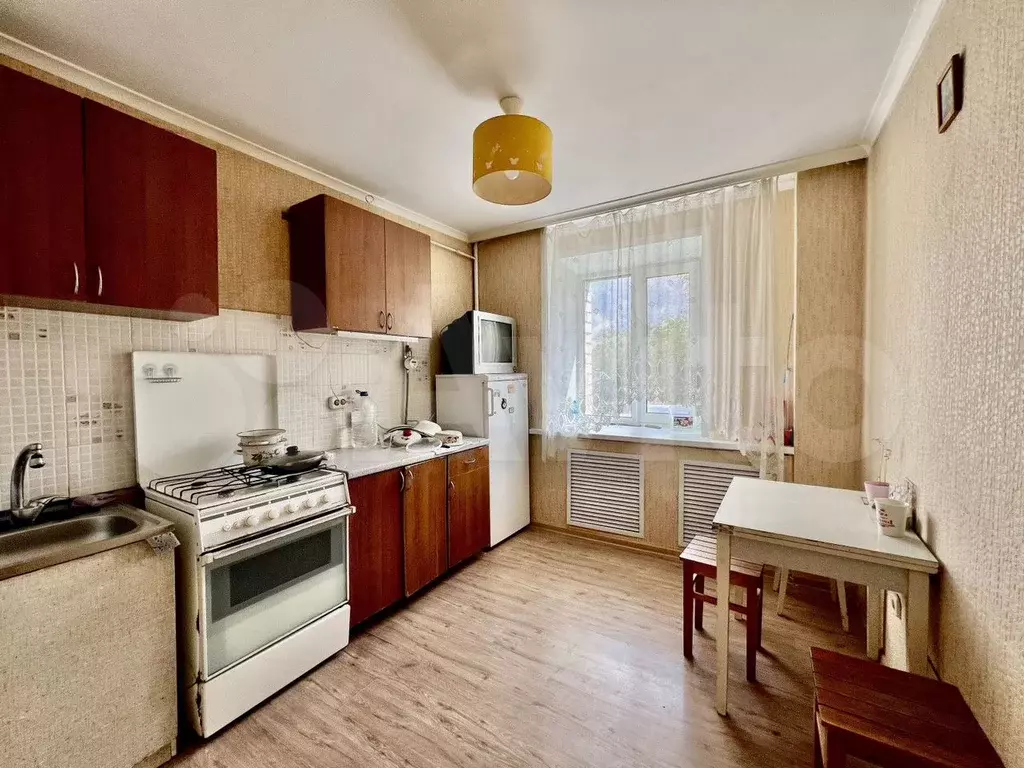 1-к. квартира, 40,5 м, 3/10 эт. - Фото 0