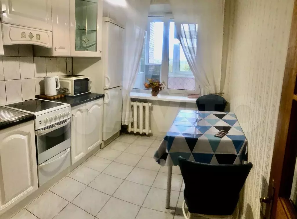 2-к. квартира, 54 м, 7/12 эт. - Фото 0