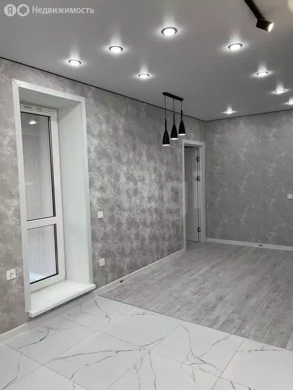 2-комнатная квартира: Калуга, Минская улица, 23к1 (65 м) - Фото 1