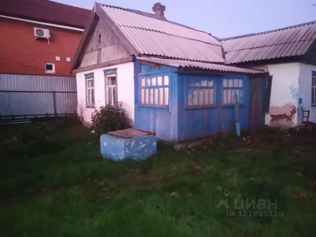 Дом в Ростовская область, Неклиновский район, с. Синявское ... - Фото 1