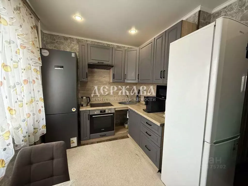 1-к кв. Белгородская область, Старый Оскол Жукова мкр, 21 (36.1 м) - Фото 1