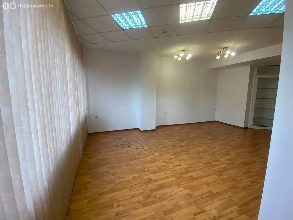 Офис (76 м) - Фото 1