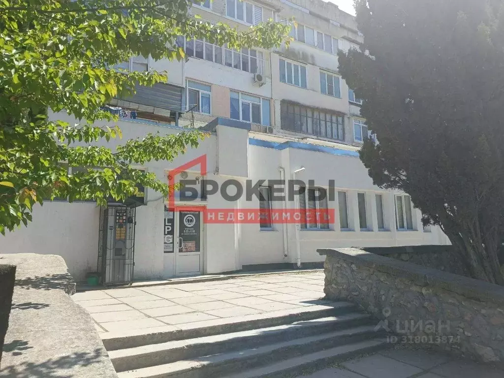 Помещение свободного назначения в Севастополь ул. Косарева, 2 (62 м) - Фото 1