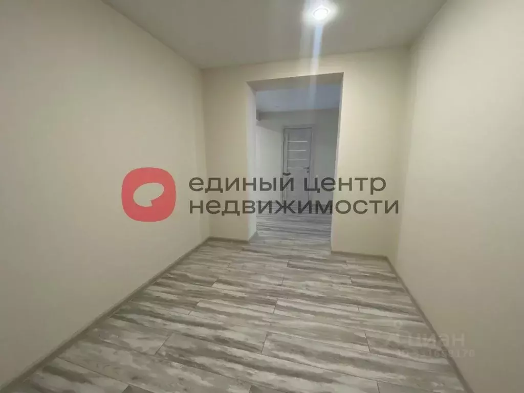 2-к кв. Тюменская область, Тюмень ул. Бирюзова, 6Б (96.8 м) - Фото 1