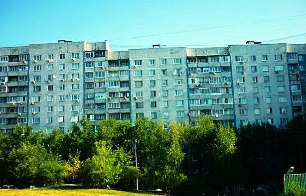 Комната 15 м в 3-к., 1/12 эт. - Фото 0