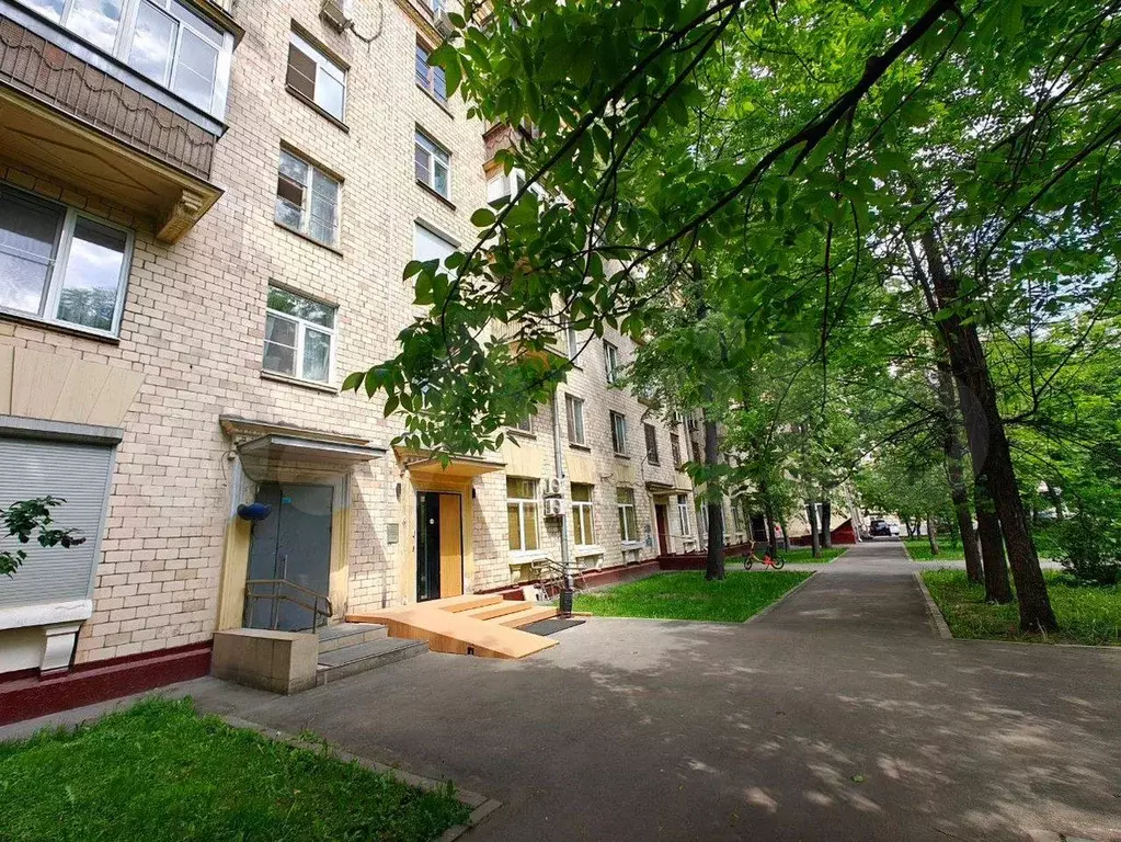 Комната 17,1 м в 2-к., 1/9 эт. - Фото 1