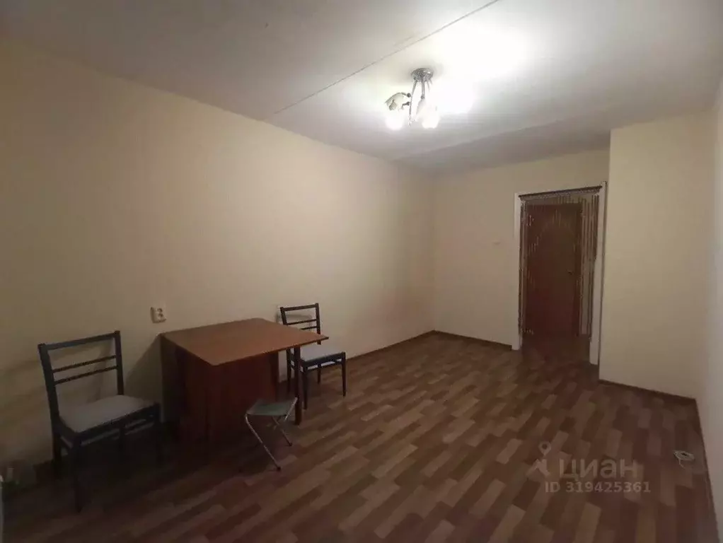 2-к кв. Свердловская область, Нижний Тагил Азовская ул., 4 (40.5 м) - Фото 1