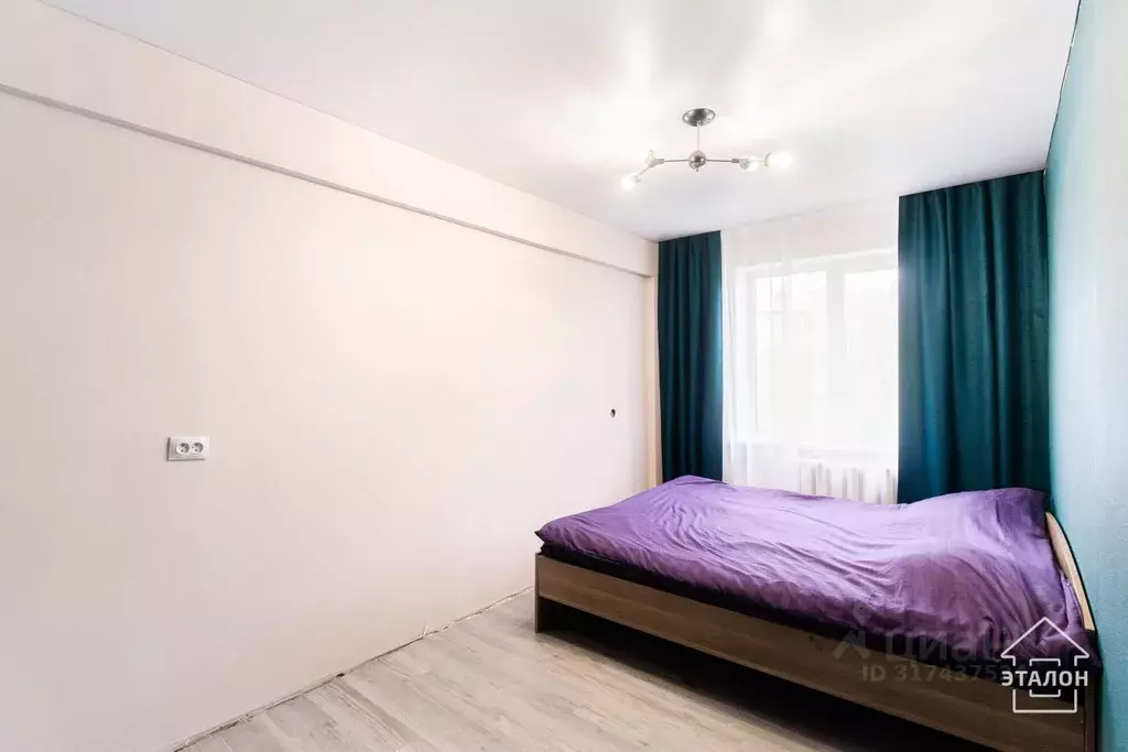 3-к кв. Омская область, Омск просп. Мира, 88 (58.1 м) - Фото 1