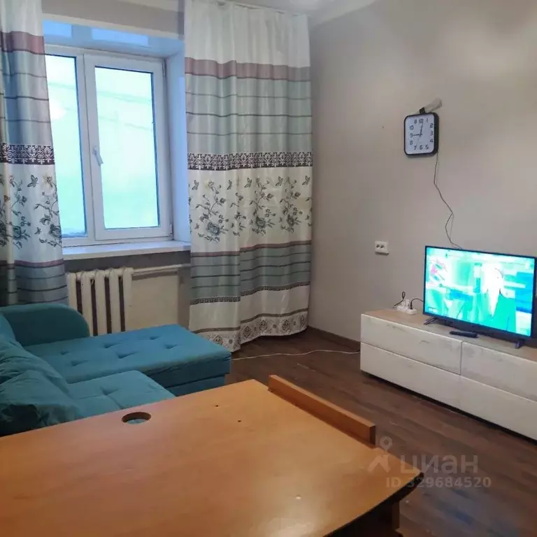 2-к кв. Саха (Якутия), Якутск ул. Дзержинского, 35 (37.9 м) - Фото 1