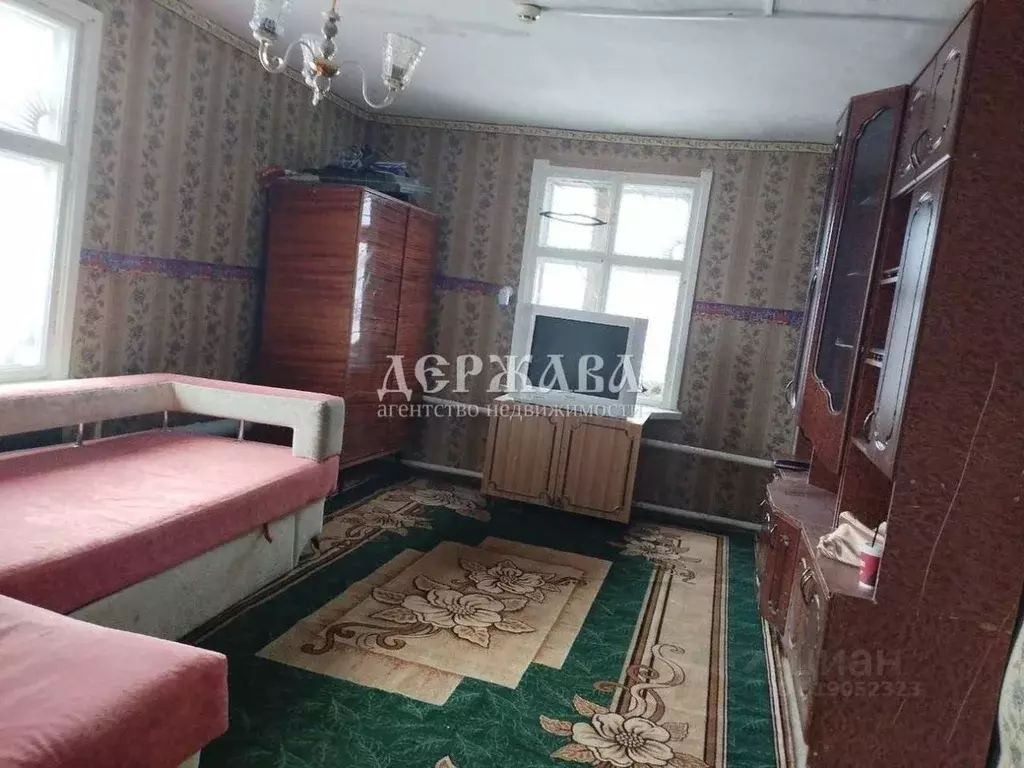 Дом в Белгородская область, Старооскольский городской округ, с. ... - Фото 0