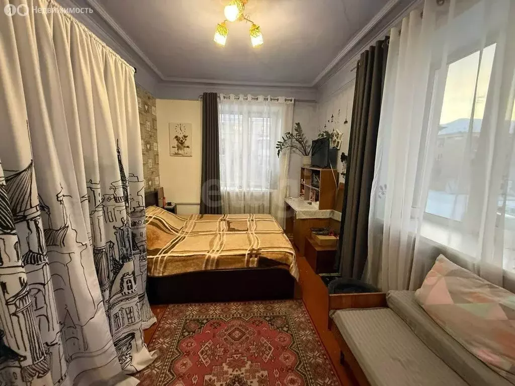 3-комнатная квартира: Сатка, Комсомольская улица, 27 (58.2 м) - Фото 1