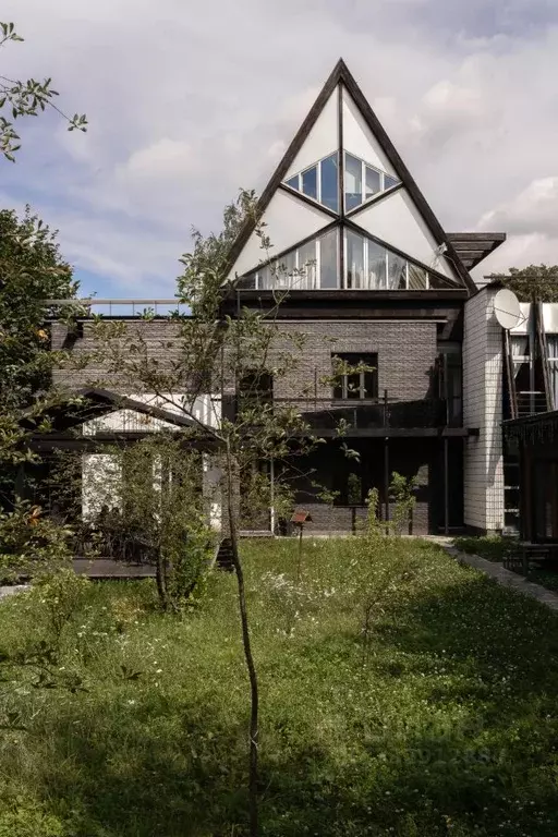Коттедж в Москва ул. Саврасова, 7 (360 м) - Фото 2