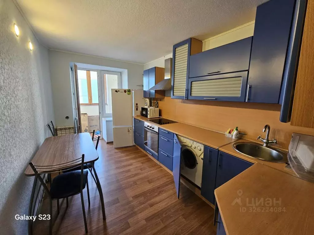 2-к кв. Самарская область, Сызрань просп. 50 лет Октября, 59 (74.2 м) - Фото 1