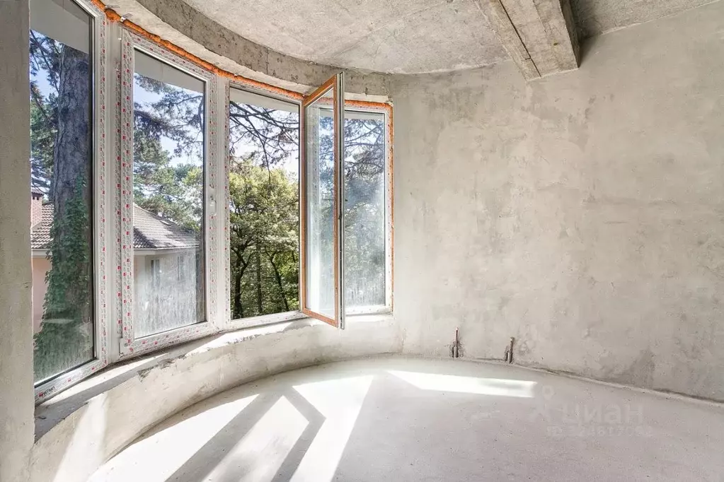 Дом в Крым, Ялта муниципальный округ, пос. Горное ул. Лесная, 21И (300 ... - Фото 2