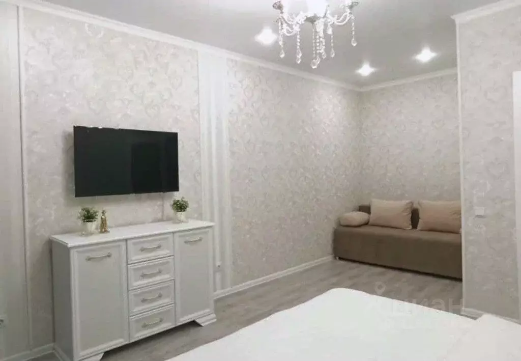 1-к кв. Брянская область, Брянск Советская ул., 105А (50.0 м) - Фото 1