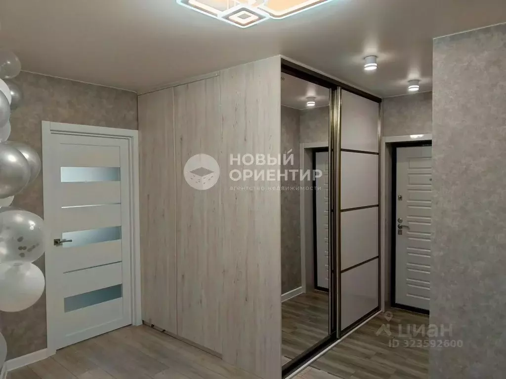 3-к кв. Свердловская область, Екатеринбург ул. Южногорская, 9 (79.0 м) - Фото 1