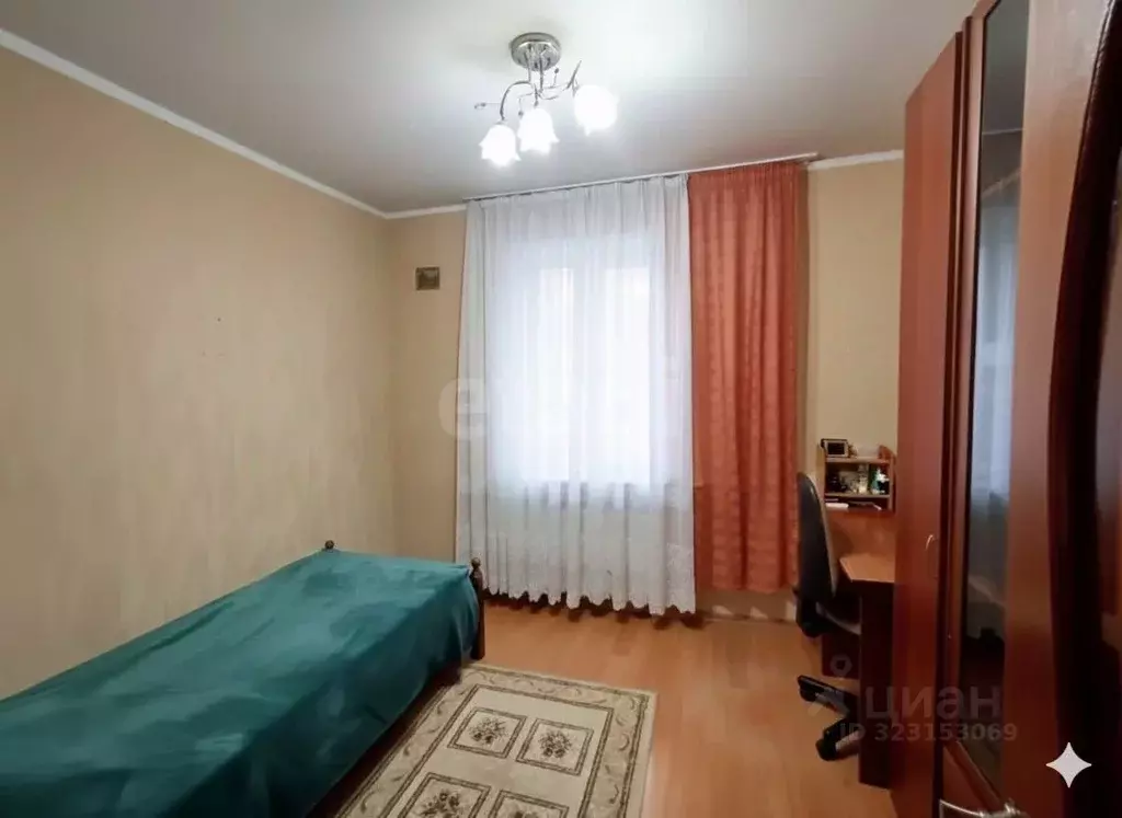 3-к кв. Ярославская область, Рыбинск ул. Моторостроителей, 9 (59.2 м) - Фото 1