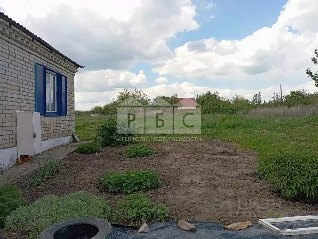 Дом в Саратовская область, Татищевский район, Вязовское муниципальное ... - Фото 2