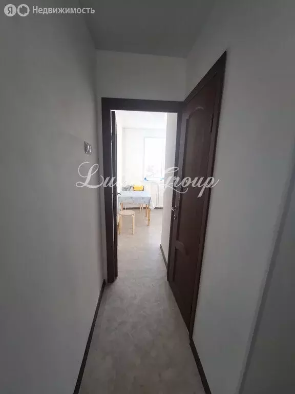 1-комнатная квартира: Октябрьский, улица Фрунзе, 11 (32 м) - Фото 1