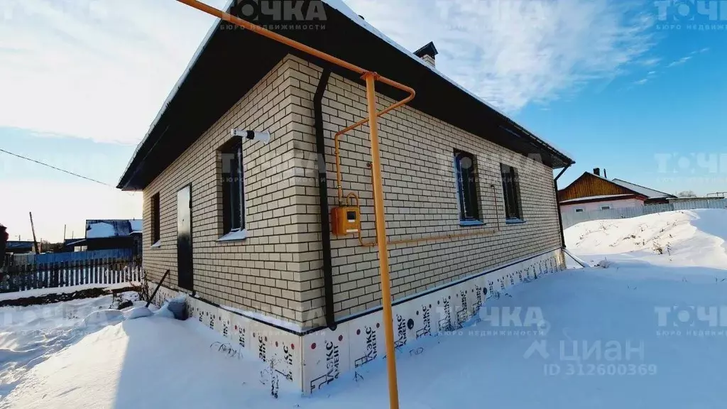 Дом в Челябинская область, Чебаркуль пос. Имени Куйбышева, ул. Чапаева ... - Фото 2