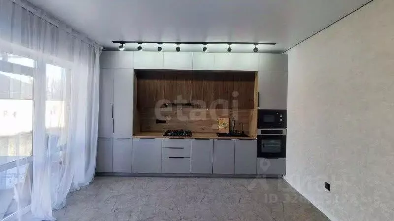 Дом в Ставропольский край, Михайловск Шпаковский район, ул. Александра ... - Фото 1