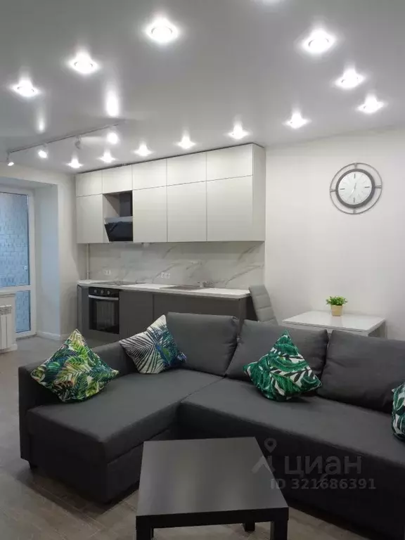 2-к кв. Омская область, Омск ул. Булгакова, 6 (57.0 м) - Фото 0