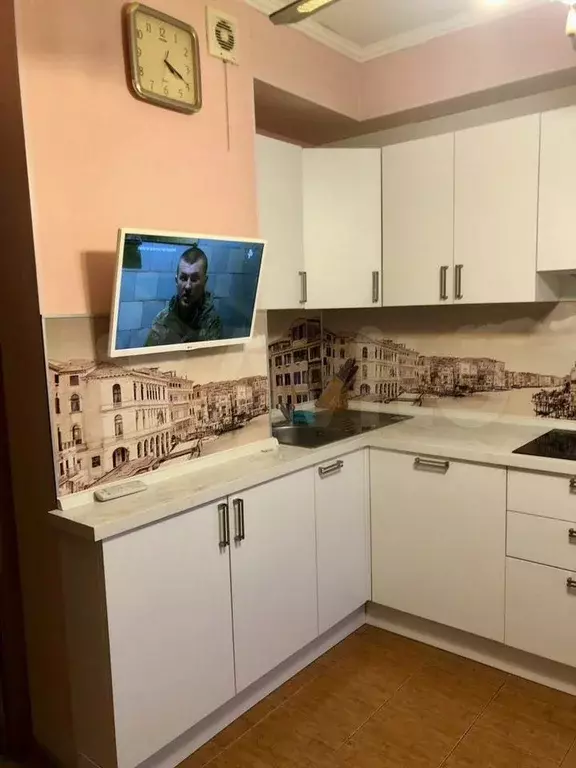 3-к. квартира, 80 м, 3/9 эт. - Фото 0