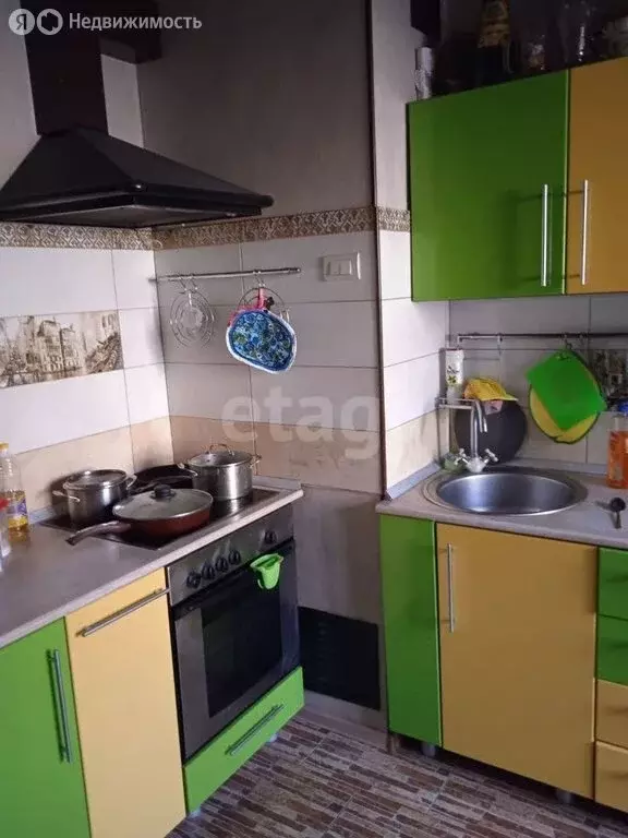 3-комнатная квартира: Бийск, Ленинградская улица, 57/1 (64 м) - Фото 2