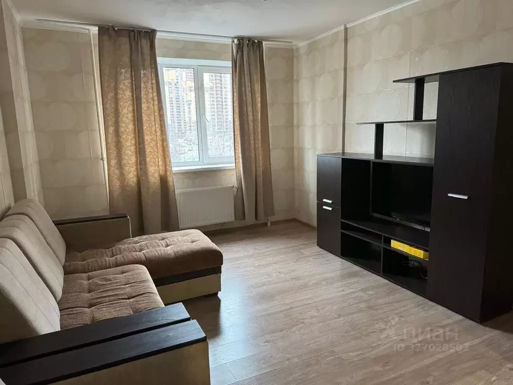 3-к кв. Санкт-Петербург пос. Парголово, ул. Николая Рубцова, 12к1 ... - Фото 1