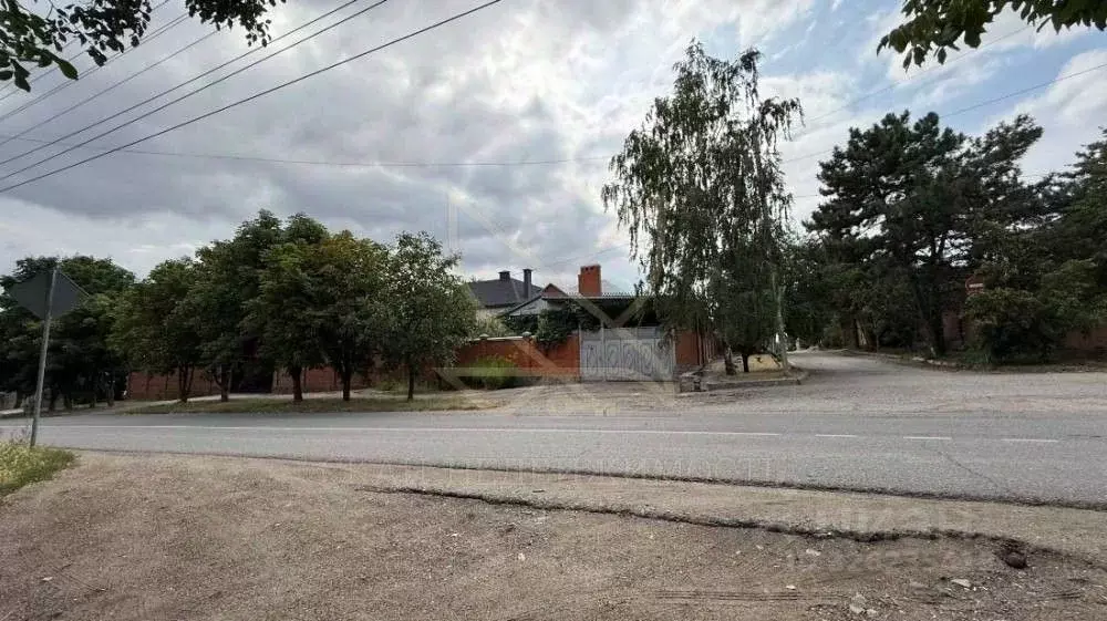Дом в Ставропольский край, Пятигорск Ессентукская ул., 26 (100 м) - Фото 1