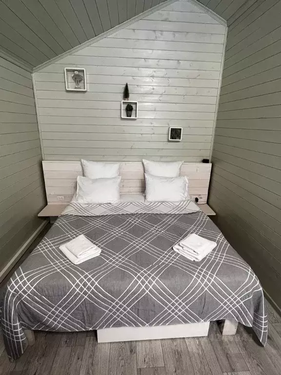 Дом в Карачаево-Черкесия, Зеленчукский район А-156, 67-й км (24 м) - Фото 1