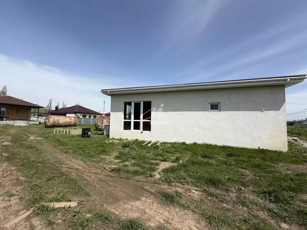 Дом в Севастополь с. Осипенко, ул. Красноярская, 8 (110 м) - Фото 0