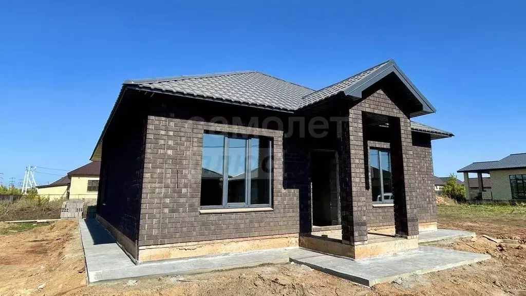 Дом в Оренбургская область, Оренбургский район, пос. Весенний ул. ... - Фото 1