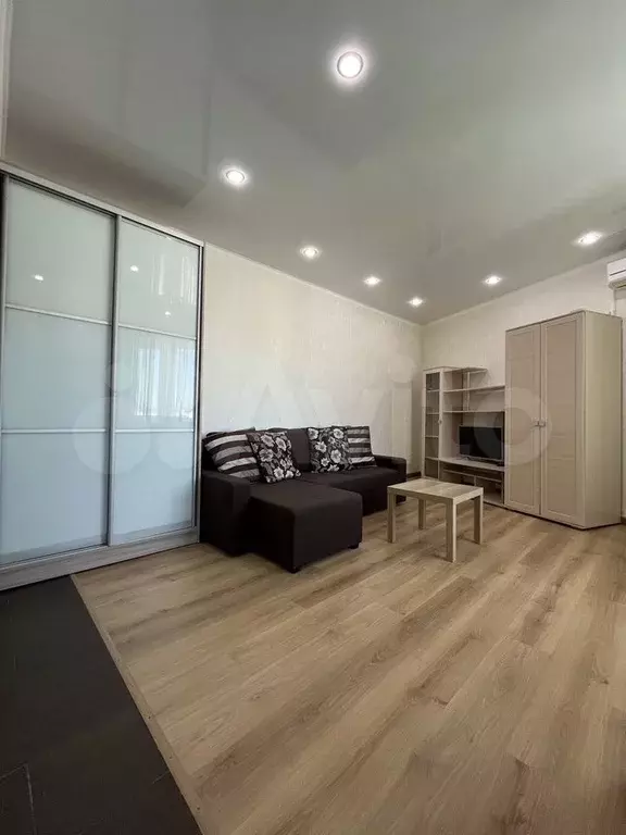 Квартира-студия, 31 м, 24/25 эт. - Фото 0