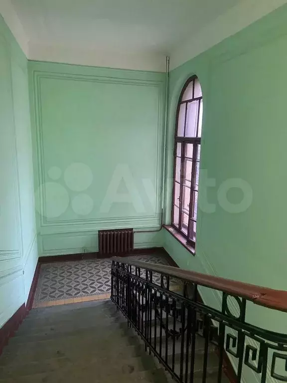 Комната 15,5 м в 6-к., 6/6 эт. - Фото 0