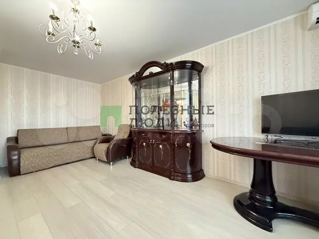 2-к. квартира, 65 м, 7/9 эт. - Фото 1