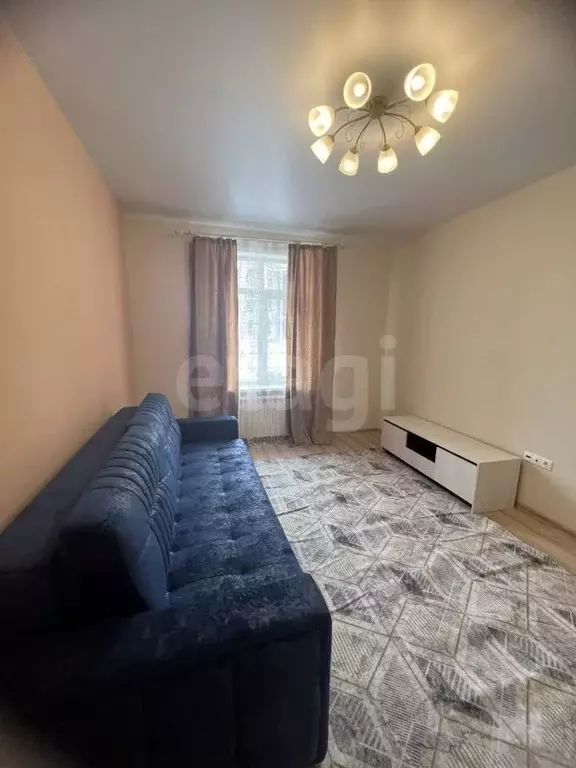 1-к кв. Ямало-Ненецкий АО, Новый Уренгой Славянский мкр, 1/4 (35.0 м) - Фото 1