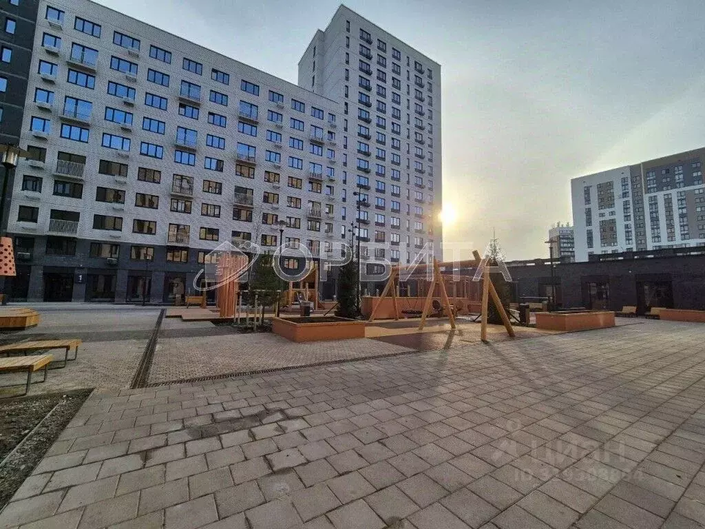 1-к кв. Тюменская область, Тюмень ул. Новоселов, 92 (37.2 м) - Фото 0