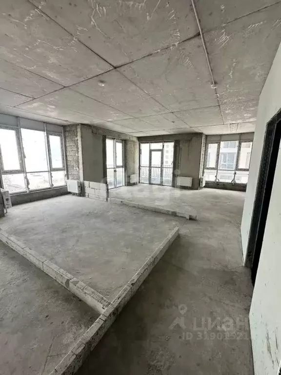 3-к кв. Краснодарский край, Новороссийск ул. Пархоменко, 53 (90.9 м) - Фото 1