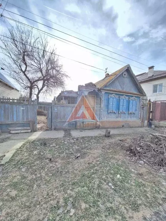 Дом в Астраханская область, Астрахань Спортивная ул. (51 м) - Фото 0