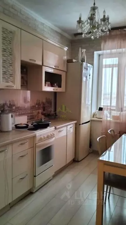 2-к кв. Бурятия, Улан-Удэ ул. Боевая, 9А (49.8 м) - Фото 1