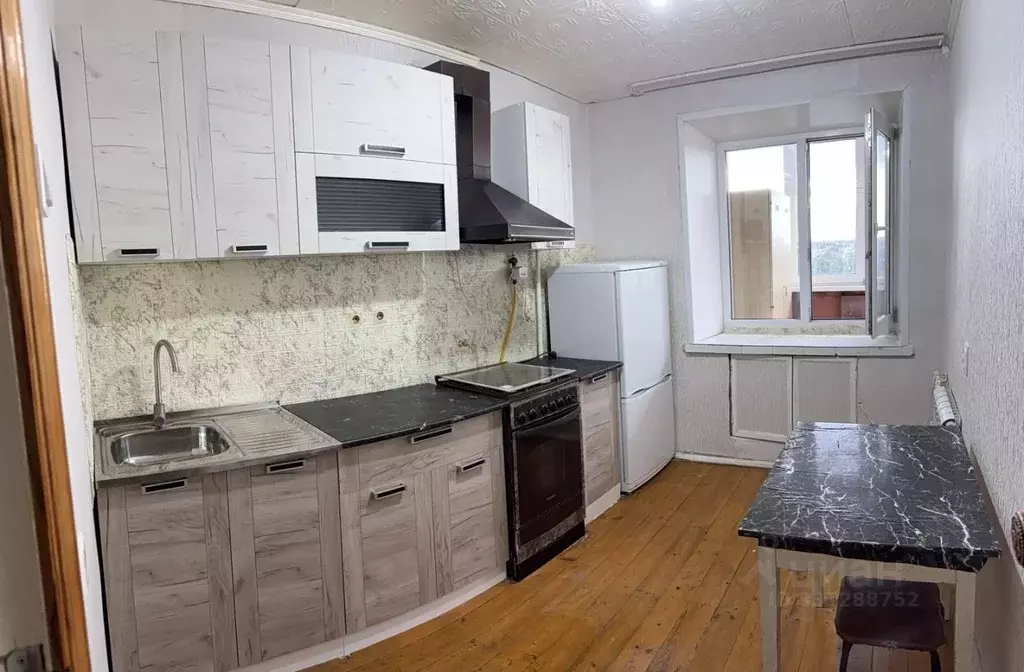 2-к кв. Татарстан, Зеленодольск ул. Комарова, 13 (50.0 м) - Фото 1