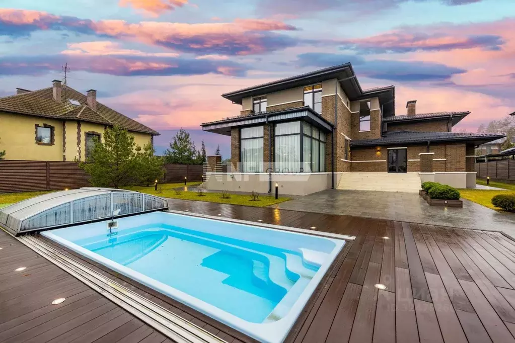 Коттедж в Москва д. Бурцево, пер. 5-й Новобурцевский, 14 (414 м) - Фото 1