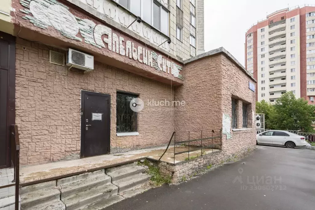 Помещение свободного назначения в Татарстан, Казань ул. Сабан, 1 (142 ... - Фото 1