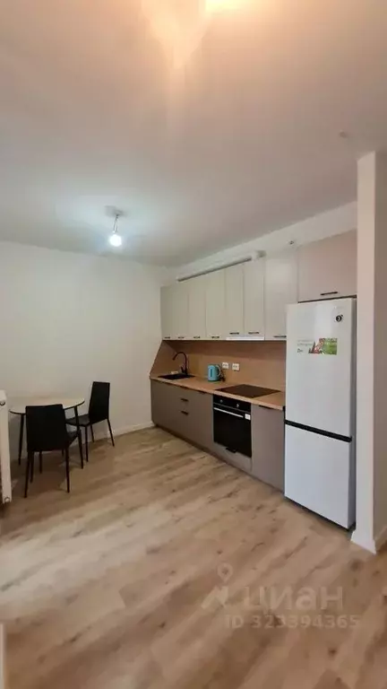 Студия Свердловская область, Екатеринбург ул. 8 Марта, 204Г/2 (27.0 м) - Фото 1