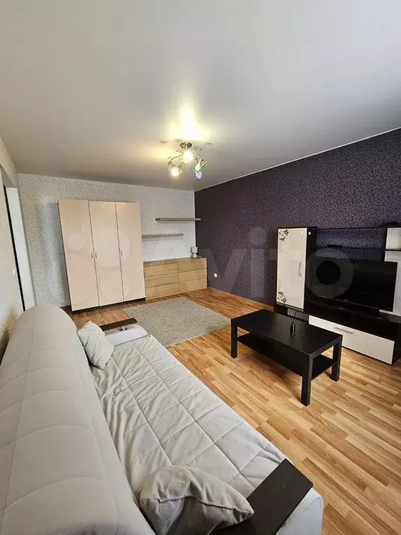 1-к. квартира, 37,3 м, 4/4 эт. - Фото 1