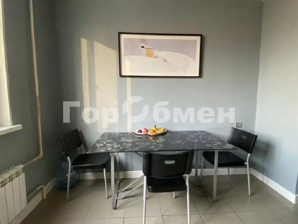 Продается 3-комнатная квартира - Фото 1