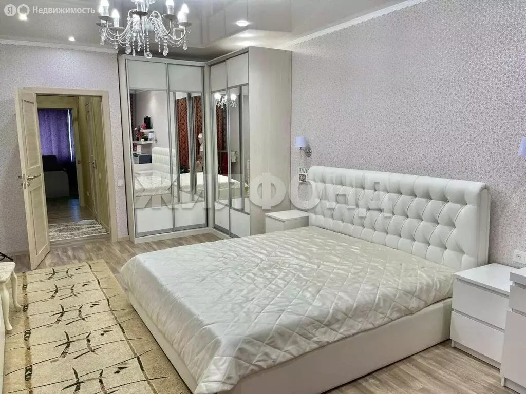 3-комнатная квартира: Новосибирск, Сухарная улица, 96/2 (104 м) - Фото 0